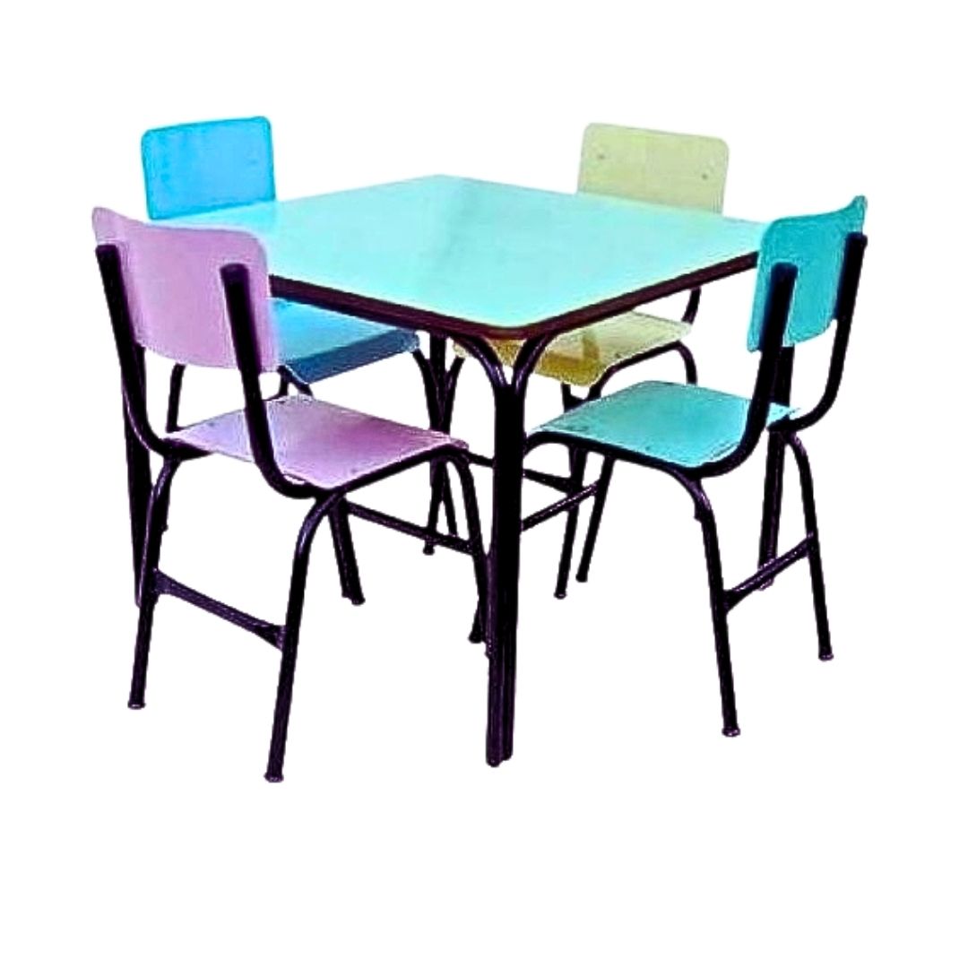 CONJUNTO ESCOLAR INFANTIL EM FORMICA COM 4 CADEIRAS 0866